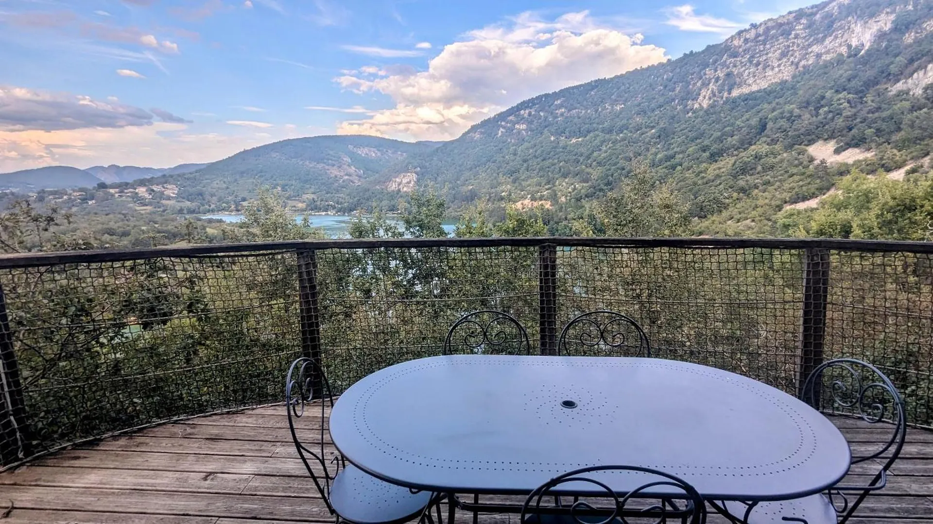 Cabanes Et Lodges Du Belvedere Serrieres-sur-Ain 0*,  Frankreich