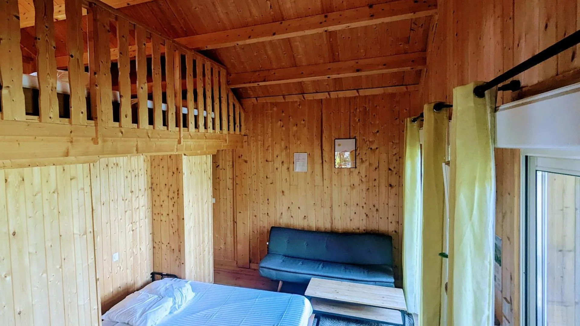 Cabanes Et Lodges Du Belvedere Serrieres-sur-Ain Frankreich