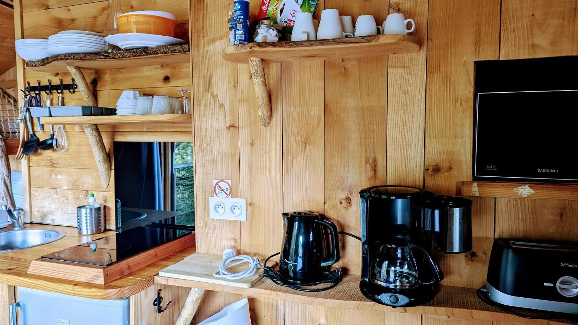 Cabanes Et Lodges Du Belvedere Serrieres-sur-Ain