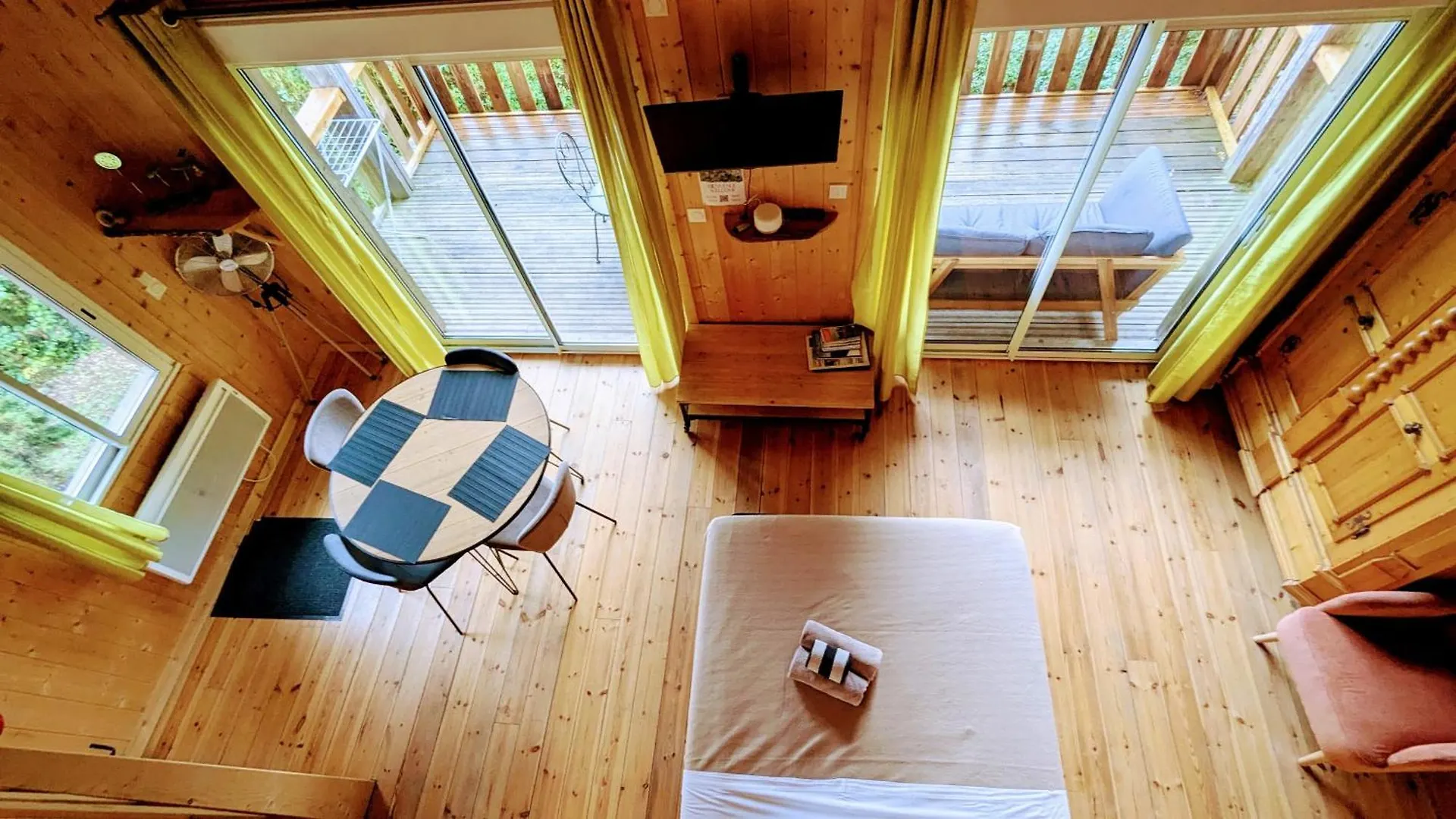 Cabanes Et Lodges Du Belvedere Serrieres-sur-Ain