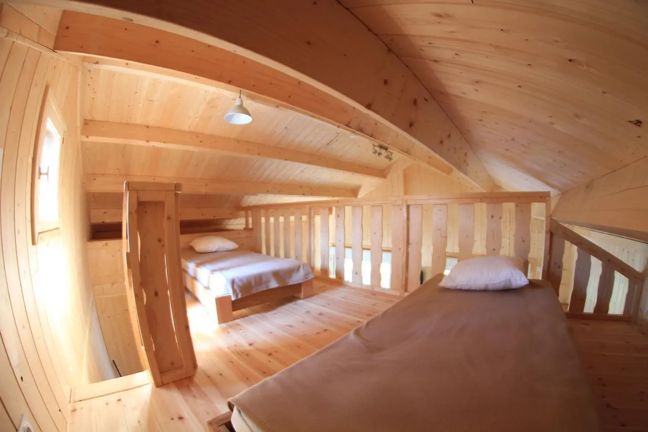 Cabanes Et Lodges Du Belvedere Serrieres-sur-Ain