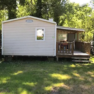 https://kerlann-4-etoiles-mobil-home-2chs-1sdb-pont-aven-finistere.inbrittany.com
