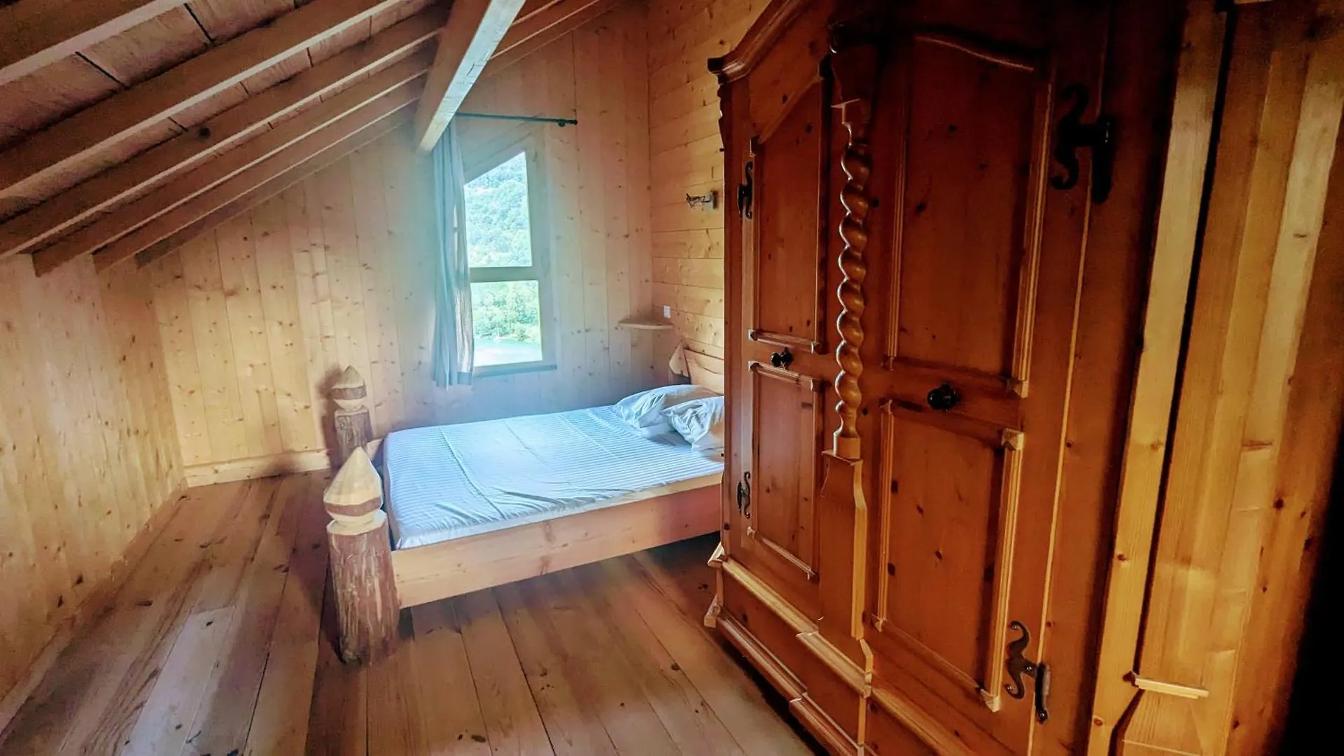 Cabanes Et Lodges Du Belvedere Serrieres-sur-Ain