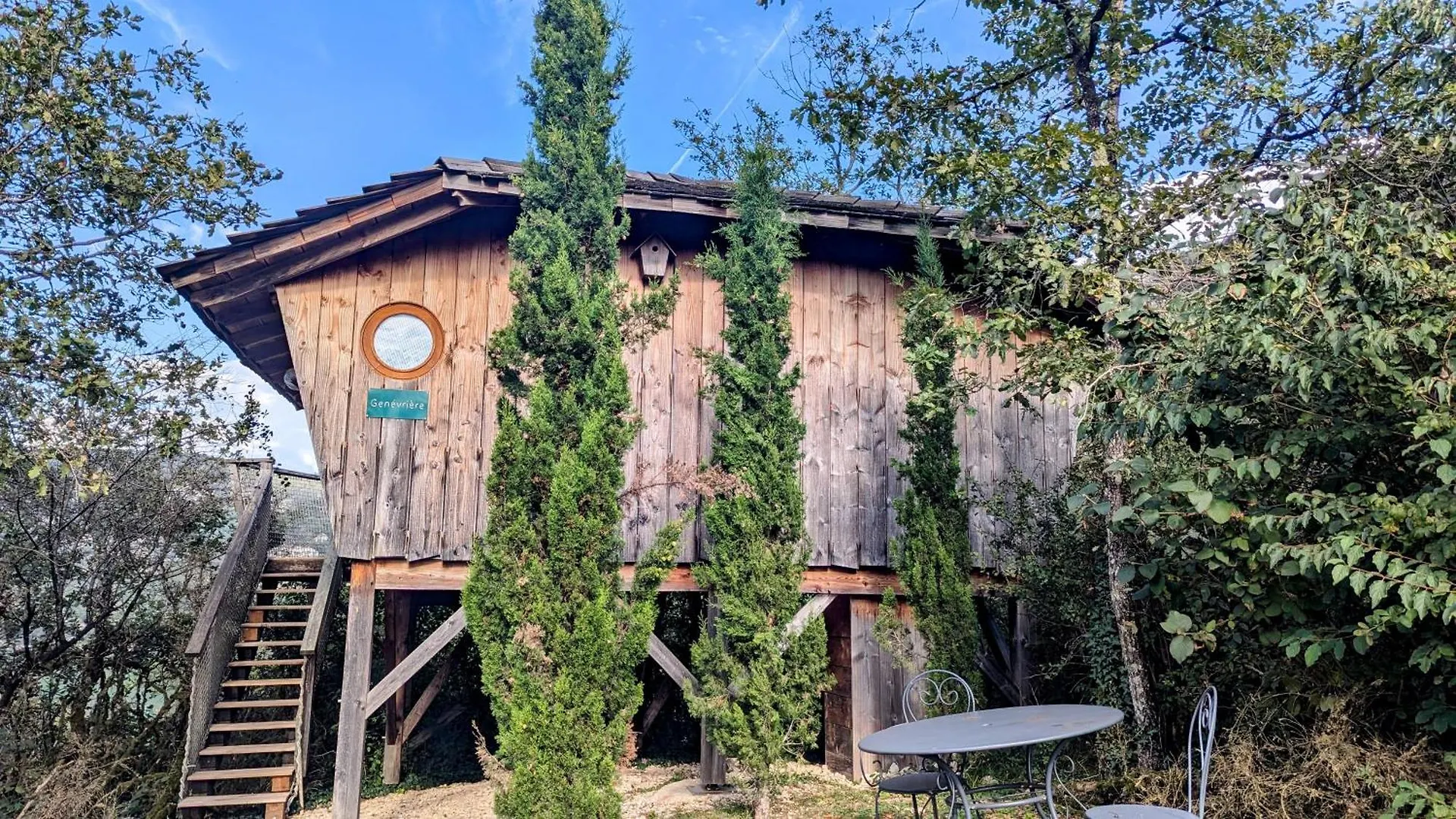 Cabanes Et Lodges Du Belvedere Serrieres-sur-Ain France