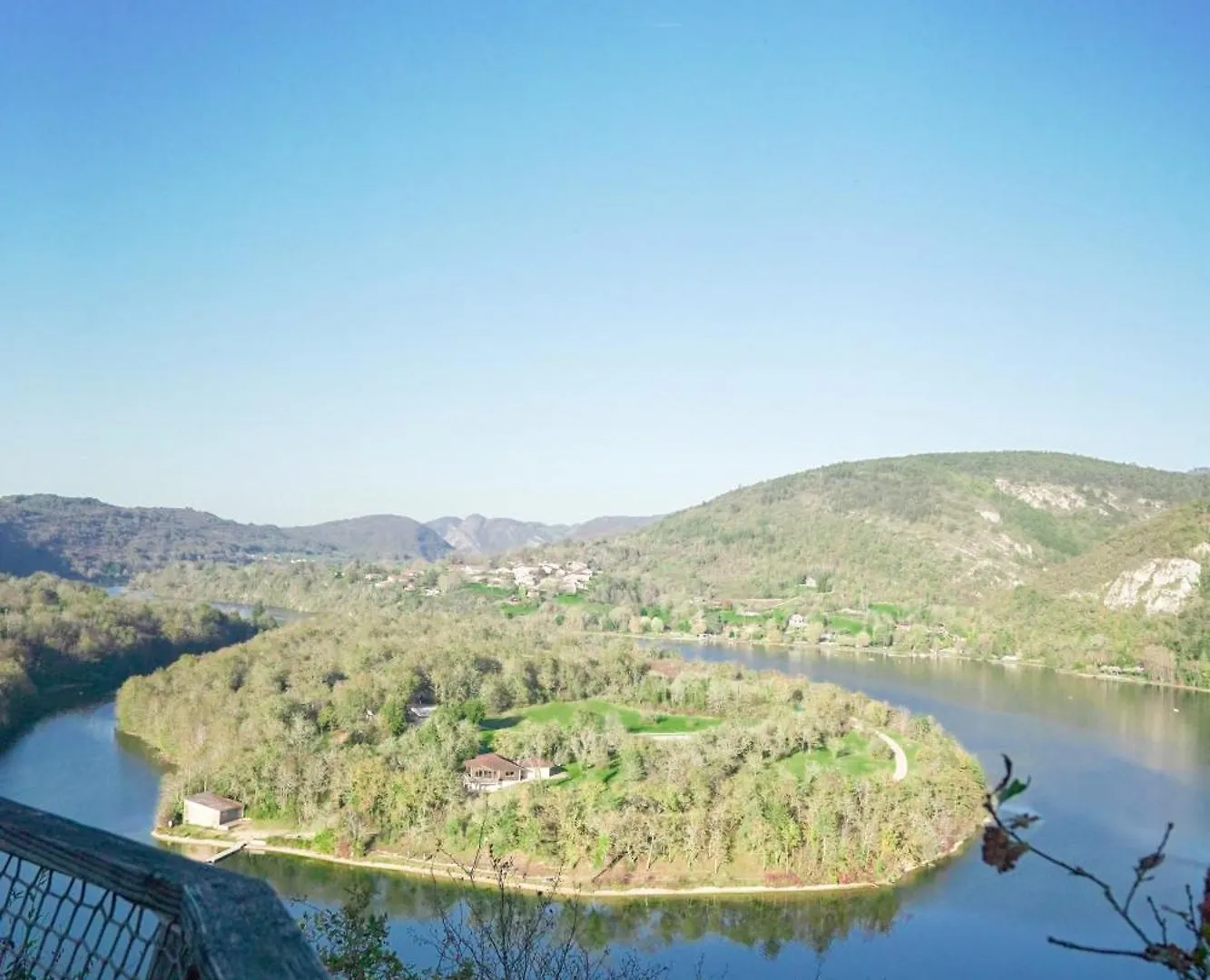 Cabanes Et Lodges Du Belvedere Serrieres-sur-Ain